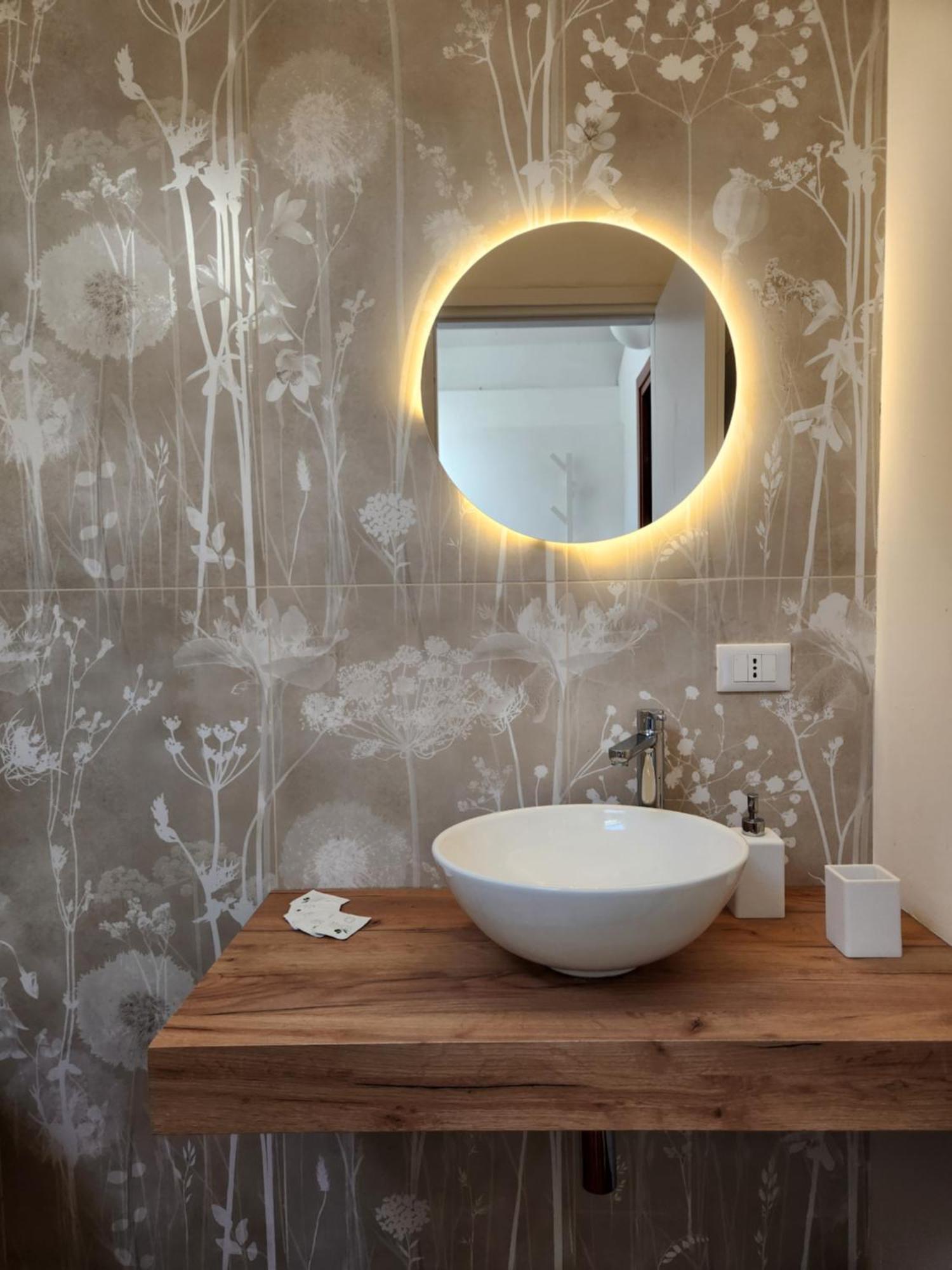 Gaia Suites - A Due Passi Dal Centro - Parcheggio Privato ตูริน ภายนอก รูปภาพ